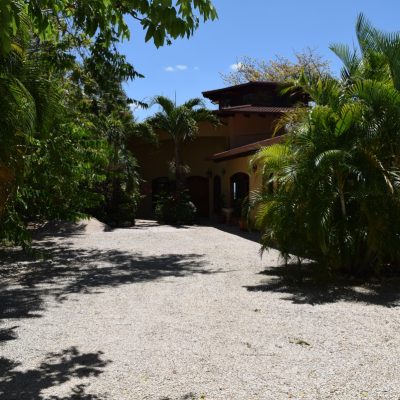 Casa Floriana - Front 1 Feature