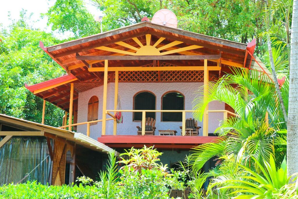 Pacific Edge Eco lodge Best Views Dominical